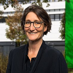 Frau Prof. Dr. Sara Hägi-Mead